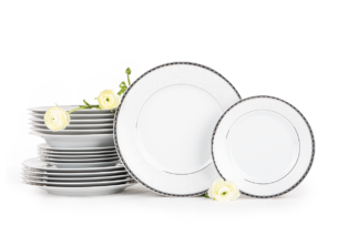 AMELIA PLATYNA, https://konsimo.pl/kolekcja/amelia-platyna/ Zestaw obiadowy porcelana 18 elementów biały / platynowy wzór dla 6 os. Platyna - zdjęcie