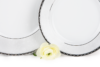 AMELIA PLATYNA Zestaw obiadowy porcelana 18 elementów biały / platynowy wzór dla 6 os. Platyna - zdjęcie 3