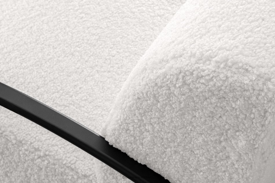 CARO Fotel biały w tkaninie baranek z podłokietnikiem biały - zdjęcie 8