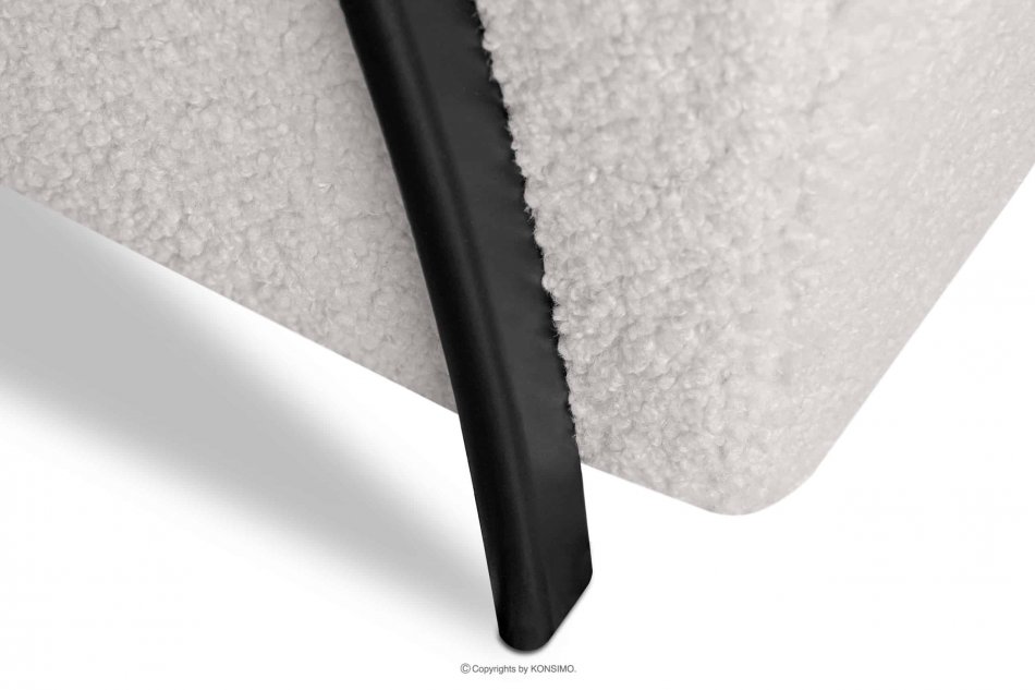 CARO Fotel biały w tkaninie baranek z podłokietnikiem biały - zdjęcie 6