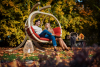 CALLISTO Wiszący fotel ogrodowy drewniany dwuosobowy czerwony czerwony - zdjęcie 2