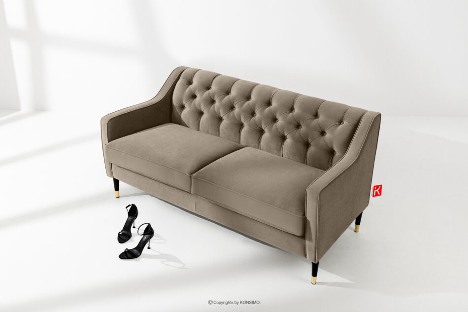 NOMUS Elegancka sofa dwuosobowa z pikowaniem w tkaninie welur beżowy beżowy - zdjęcie 1