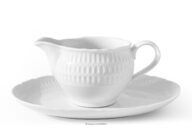 Sosjerka ze spodkiem z porcelany biała