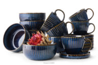 Zestaw śniadaniowy 6 os. (18 el) porcelana reaktywna granatowy
