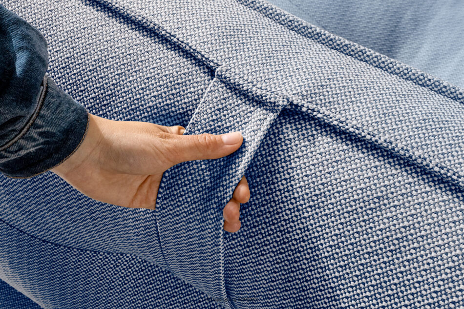 LOVIA Komplet mebli ogrodowych sofa fotel puf w tkaninie plecionej outdoorowej granatowy/biały granatowy/biały - zdjęcie 14