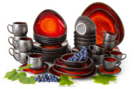 Zestaw obiadowo-śniadaniowo-kawowy z ceramiki ręcznie szkliwiony 6 os. (48 el.) czerwony